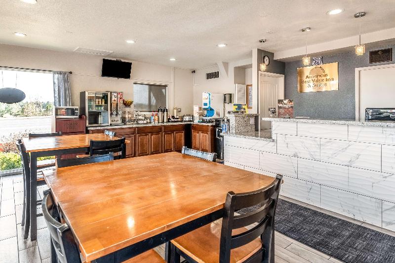 فندق Americas Best Value Inn And Suites Flagstaff