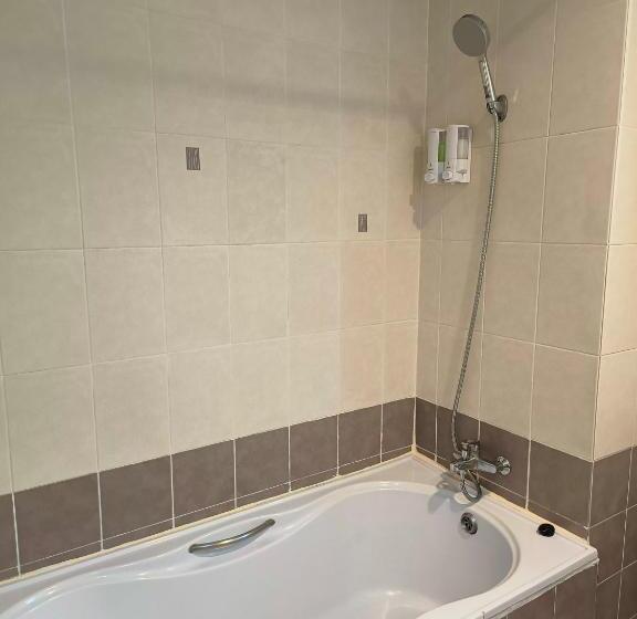 فندق Aonang Goodwill