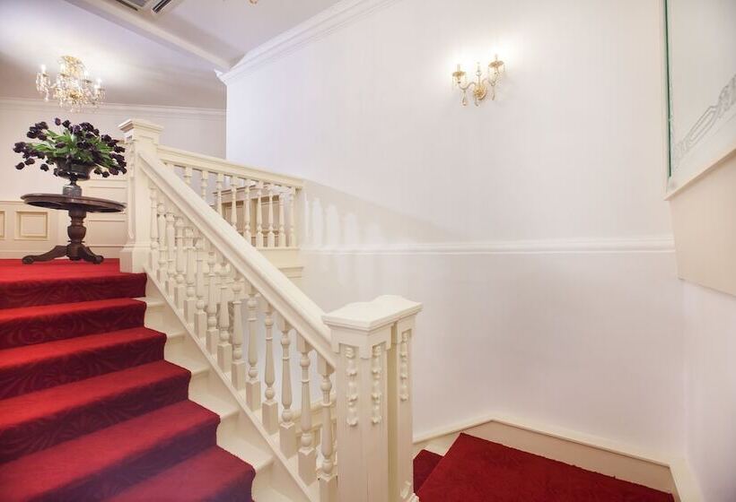 בית מלון כפרי Apple Heritage