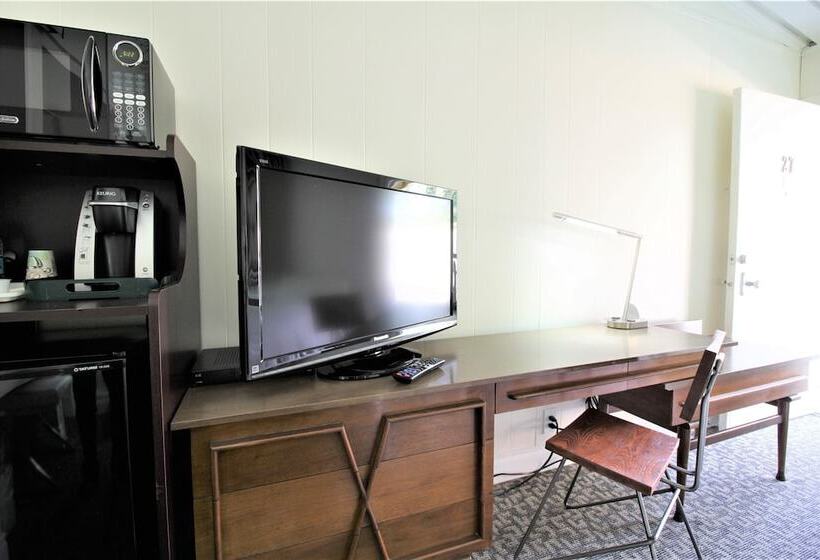 فندق Palo Alto Lodge