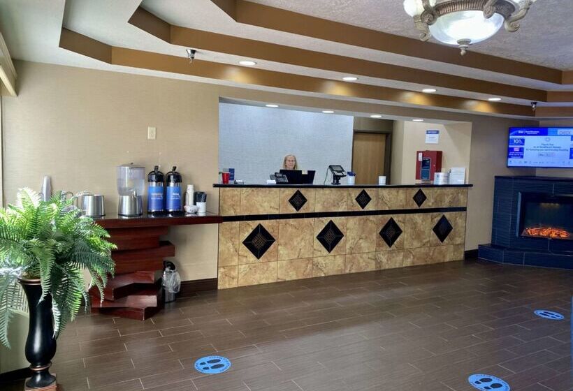בית מלון כפרי Best Western Emporia Inn