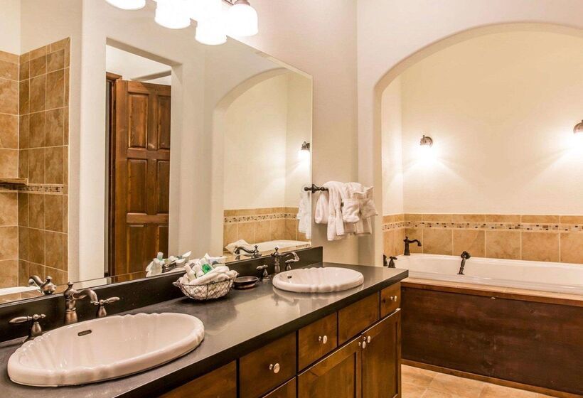 בית מלון כפרי Bluegreen Vacations Big Bear Village, Ascend Resort Collection