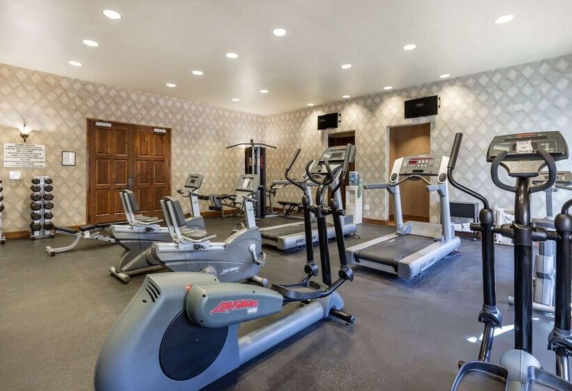 בית מלון כפרי Bluegreen Vacations Big Bear Village, Ascend Resort Collection