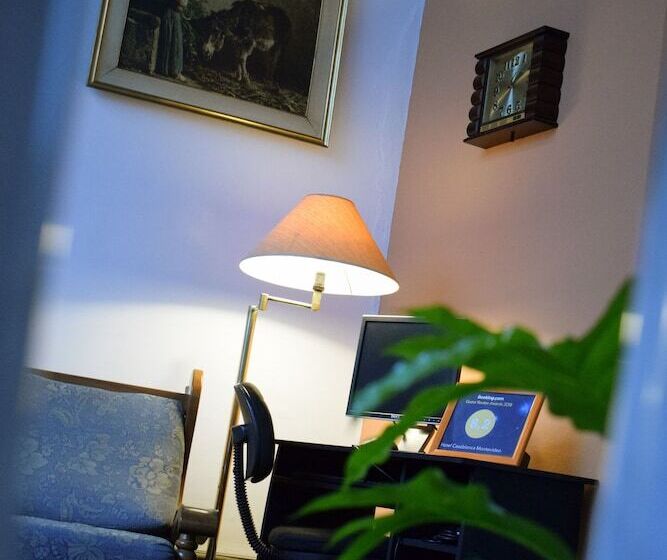 هتل Casablanca Montevideo