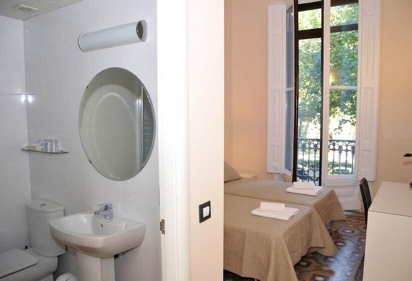 هتل Center Gran Via