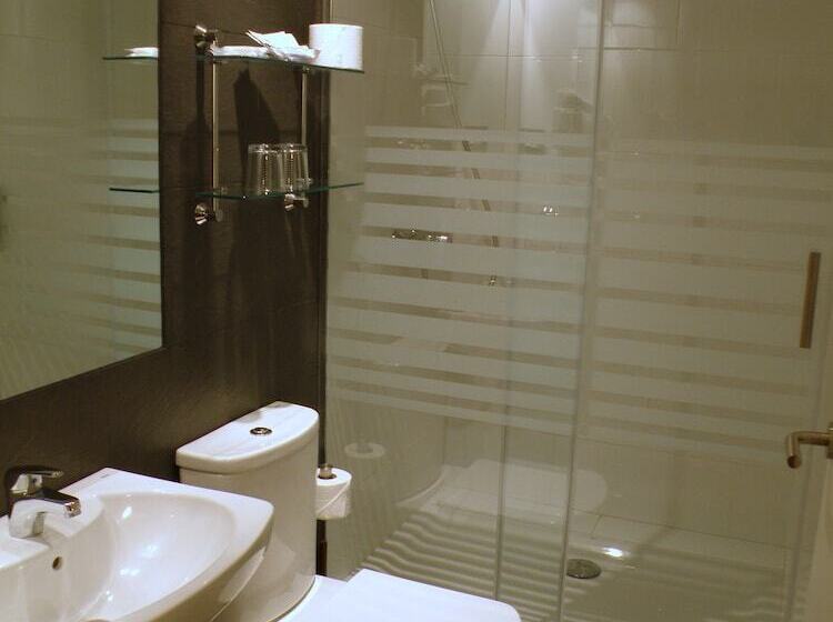 هتل Center Gran Via