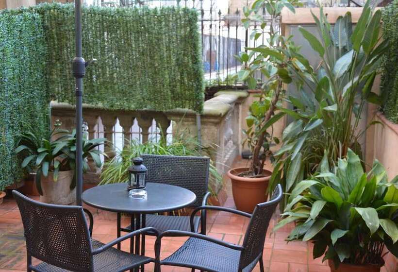 هتل Center Gran Via