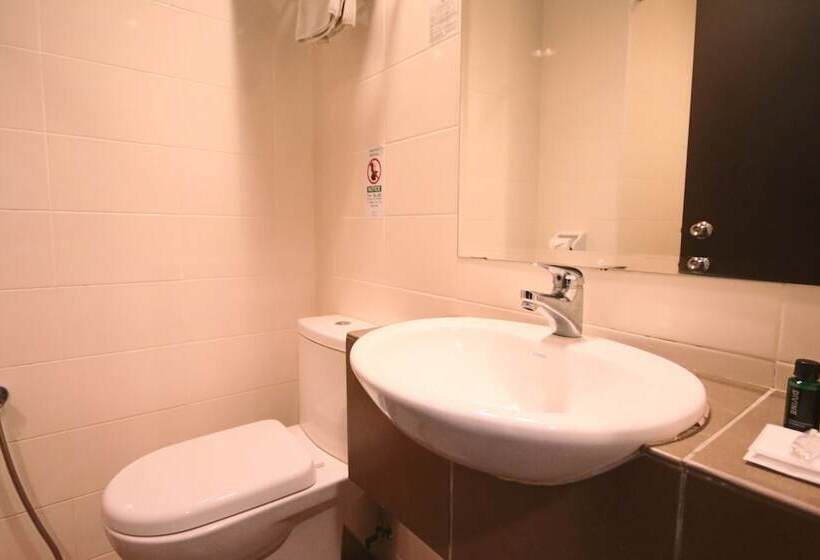 فندق Cherengin Hills Convention & Spa Resort