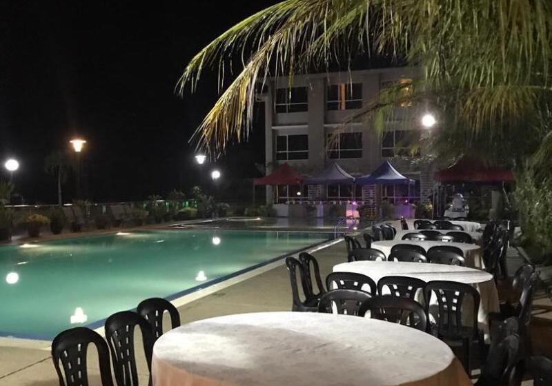 فندق Cherengin Hills Convention & Spa Resort