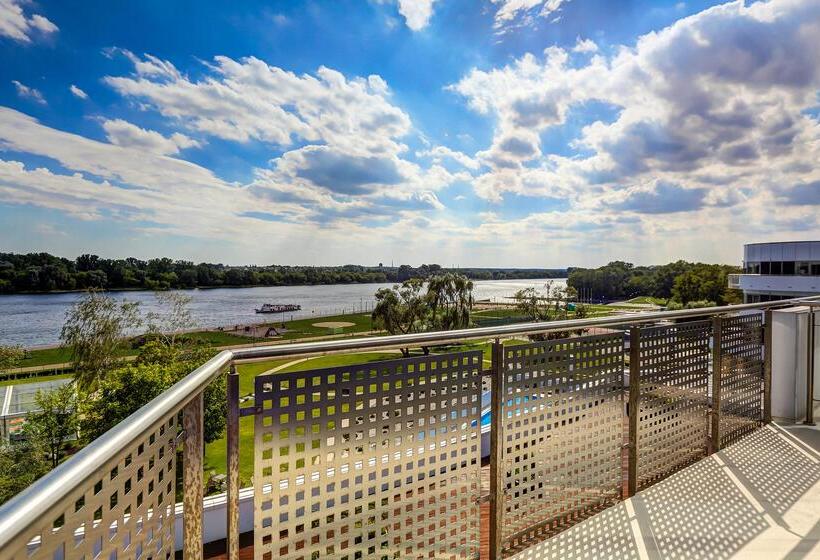 هتل Copernicus Toruń