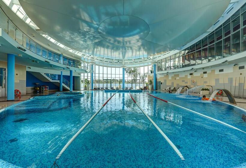 هتل Copernicus Toruń