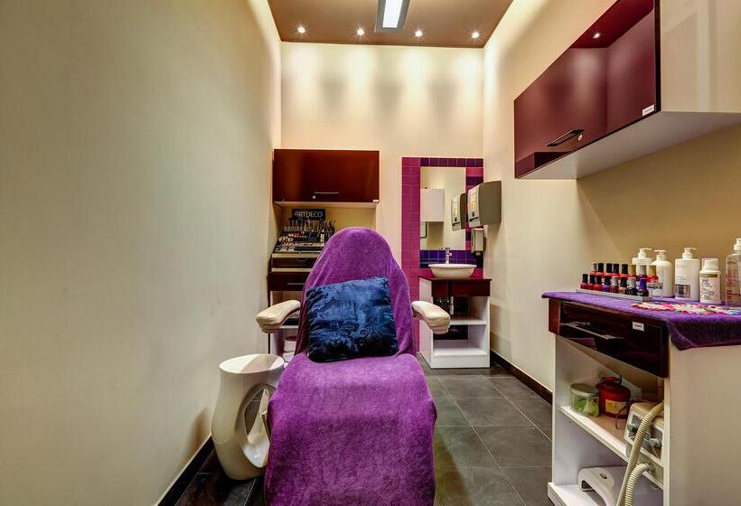 هتل Copernicus Toruń