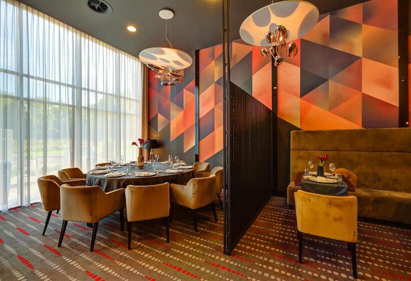 هتل Copernicus Toruń