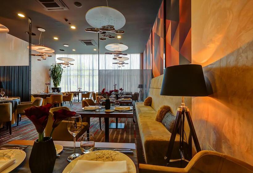 هتل Copernicus Toruń