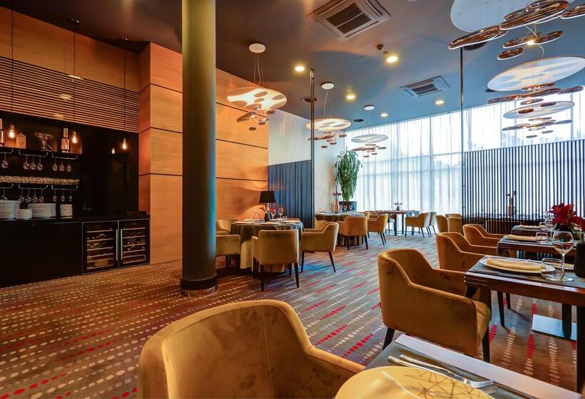 هتل Copernicus Toruń