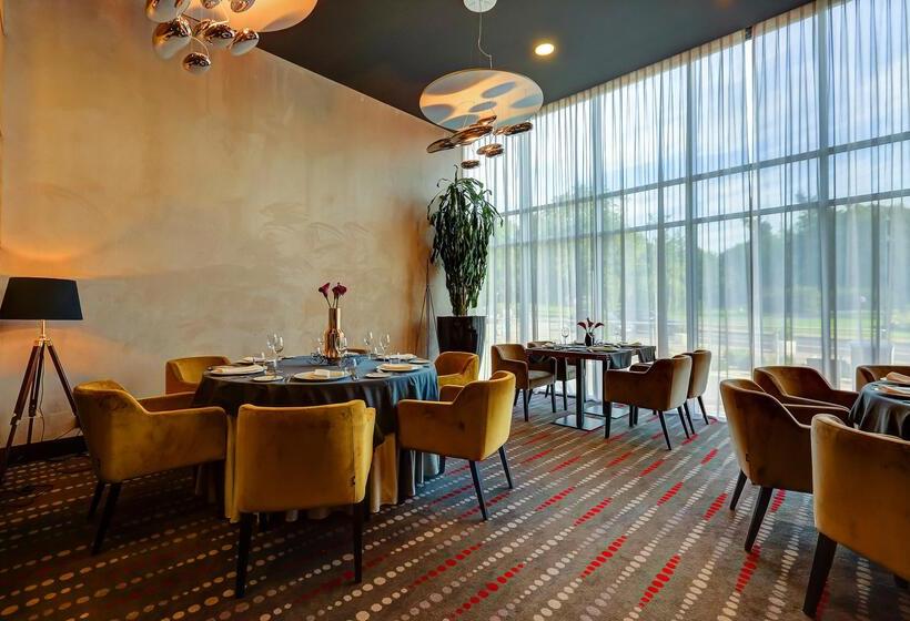 هتل Copernicus Toruń