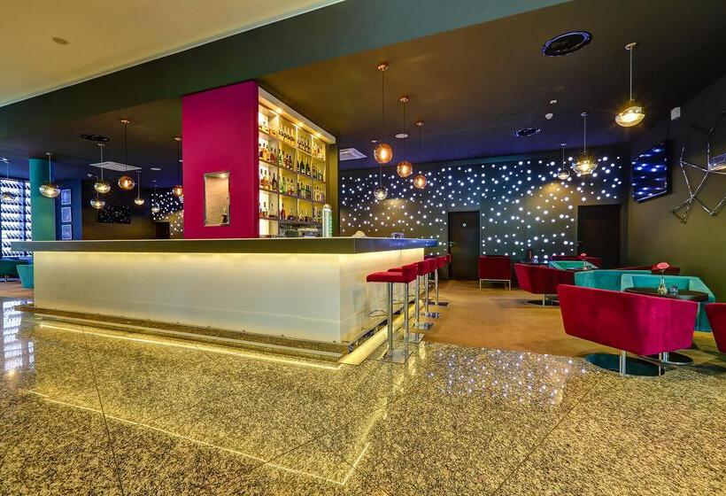 هتل Copernicus Toruń