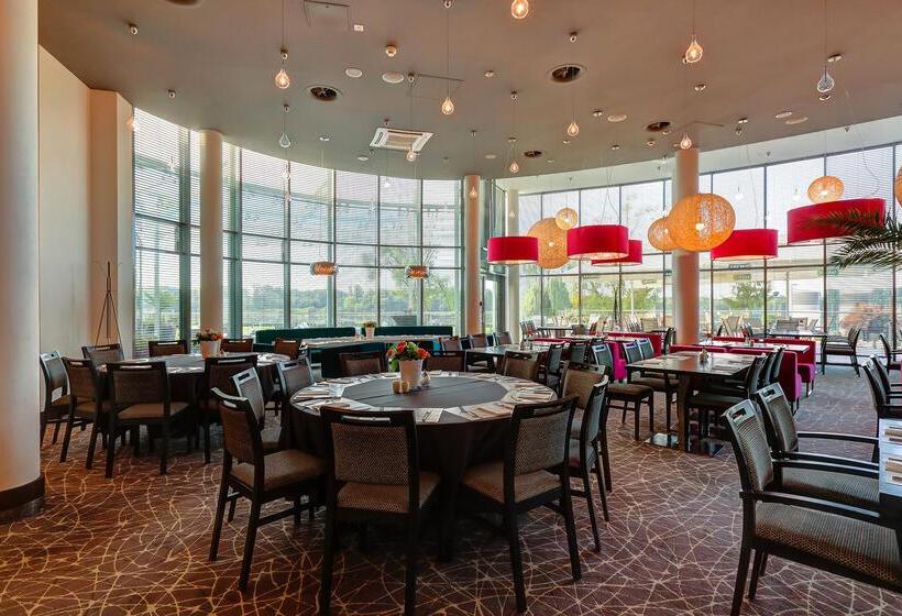 هتل Copernicus Toruń