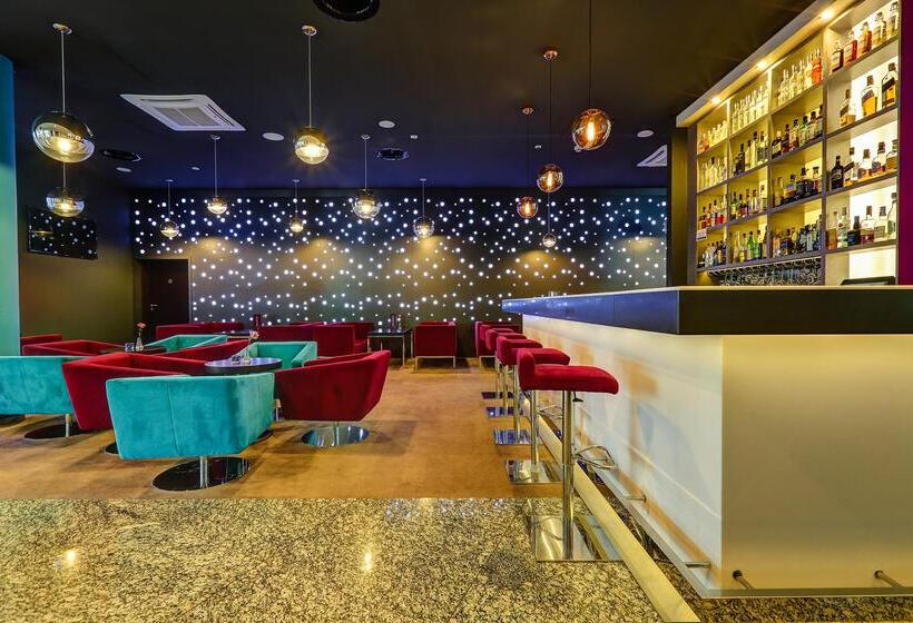 هتل Copernicus Toruń