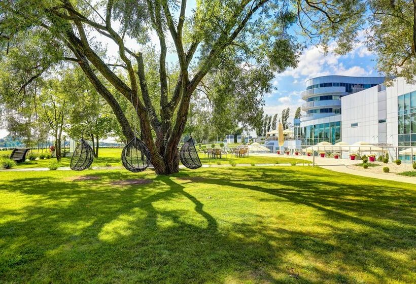 هتل Copernicus Toruń