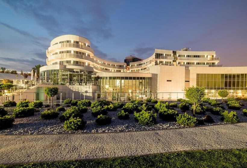 هتل Copernicus Toruń