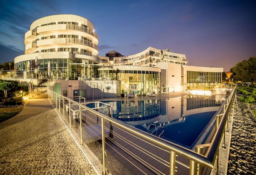 هتل Copernicus Toruń