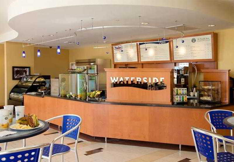 בית מלון כפרי Courtyard San Diego Airport/liberty Station