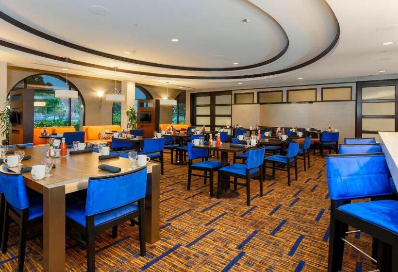 בית מלון כפרי Courtyard San Diego Airport/liberty Station