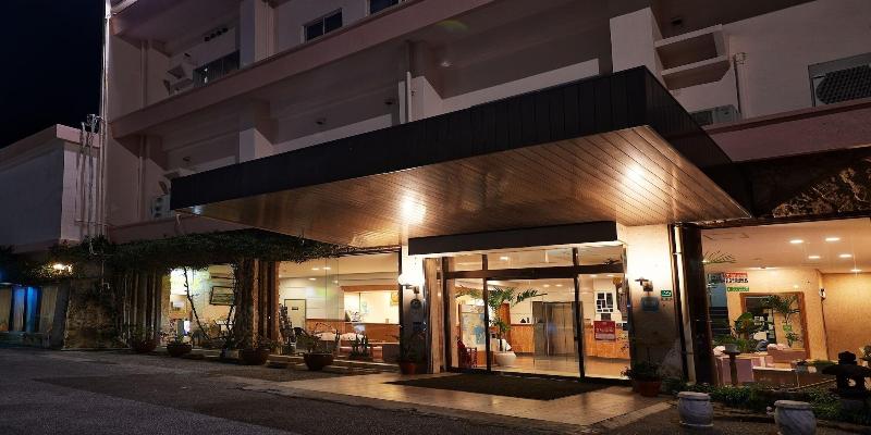Crown Hotel Okinawa
