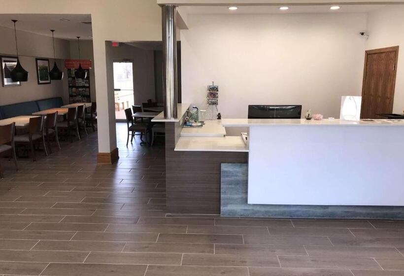 فندق Days Inn By Wyndham Grove