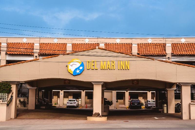 Отель Del Mar Inn Rosarito