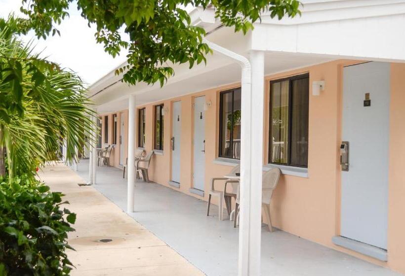 בית מלון כפרי Economy Inn