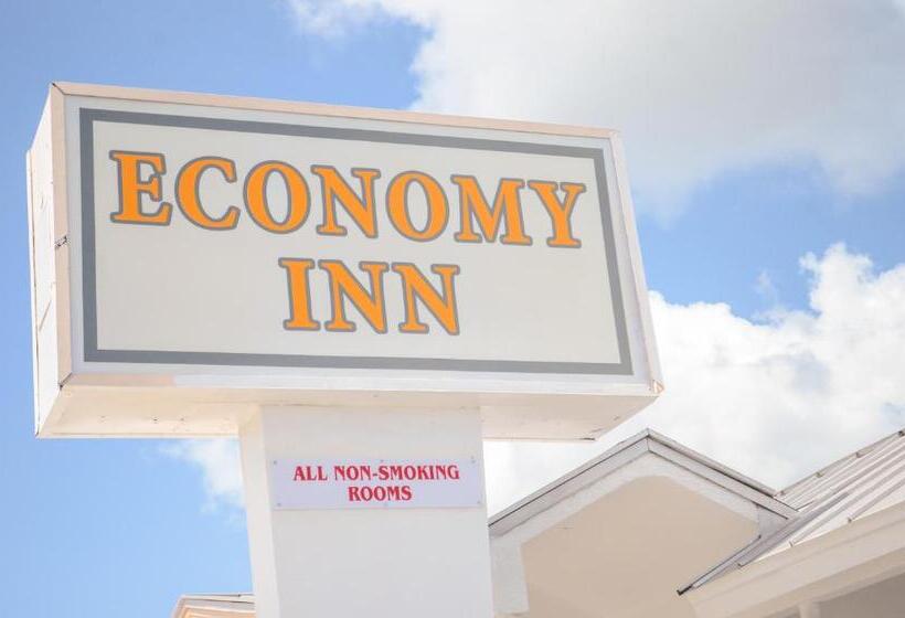 בית מלון כפרי Economy Inn