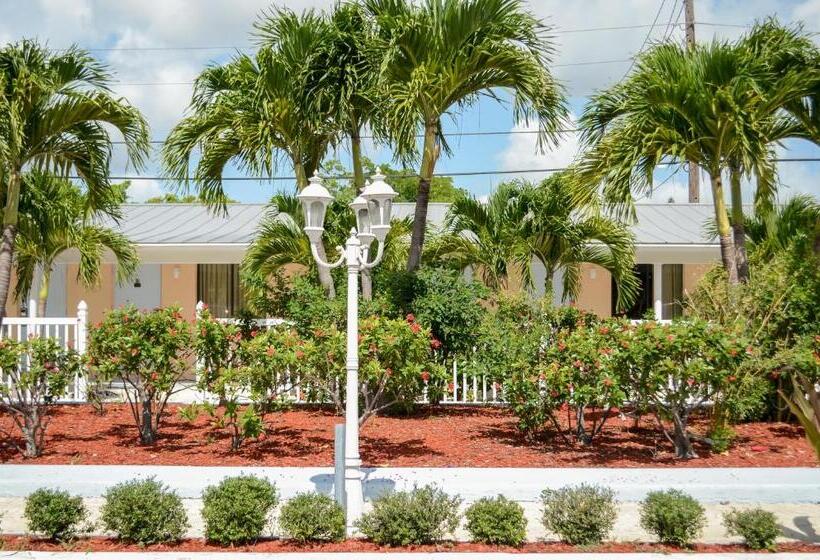 בית מלון כפרי Economy Inn