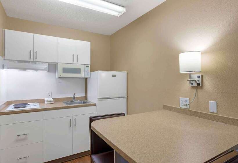 فندق Extended Stay America Select Suites   Jacksonville   Southside   St Johns Towne Ctr