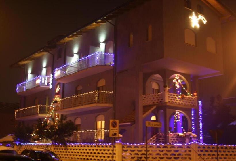 בית מלון כפרי Gf