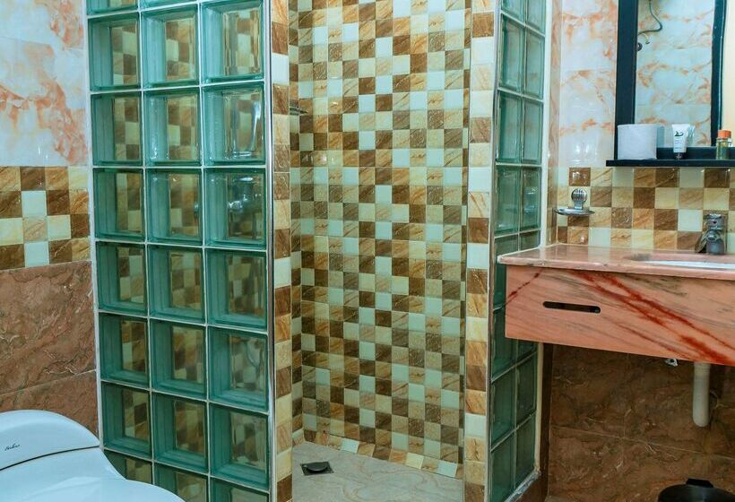 Hotel Golden Tulip Stonetown Boutique