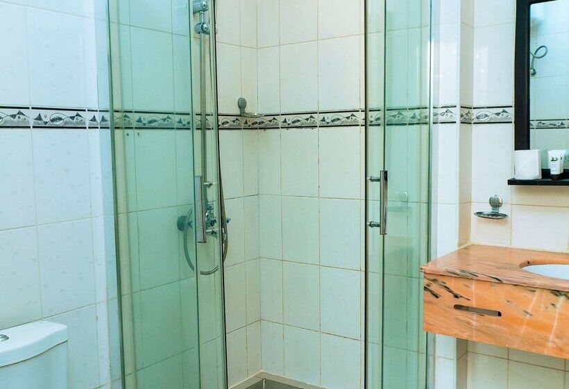 Hotel Golden Tulip Stonetown Boutique