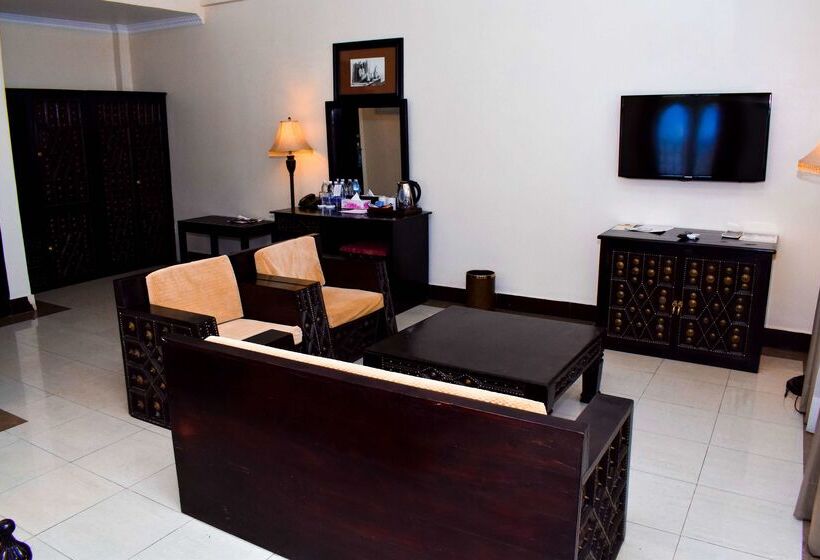 Hotel Golden Tulip Stonetown Boutique