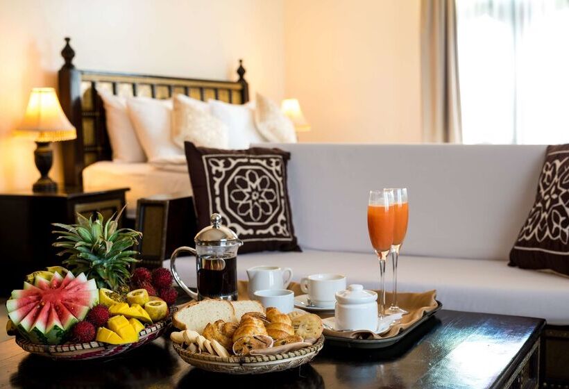 Hotel Golden Tulip Stonetown Boutique