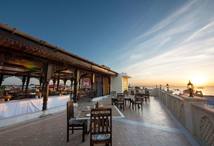 Hotel Golden Tulip Stonetown Boutique