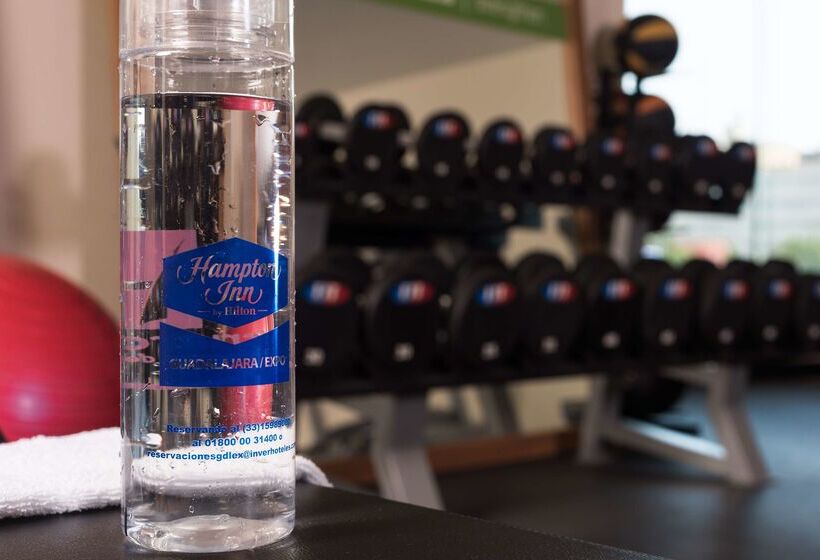 酒店 Hampton Inn By Hilton Guadalajara/expo