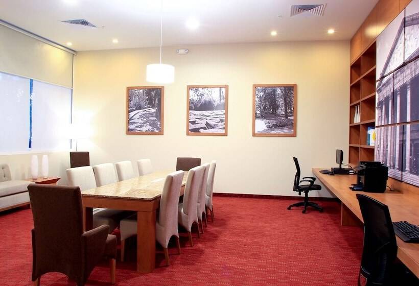 酒店 Hampton Inn By Hilton Guadalajara/expo