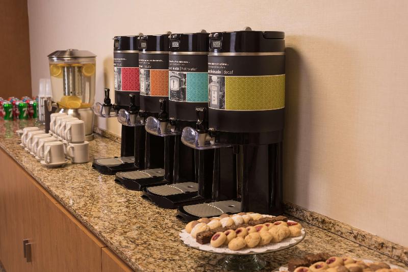 酒店 Hampton Inn By Hilton Guadalajara/expo