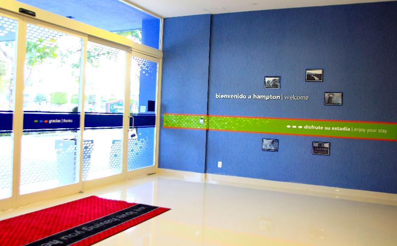 酒店 Hampton Inn By Hilton Guadalajara/expo