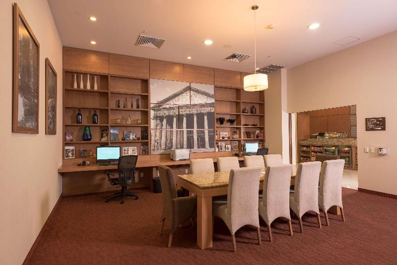 酒店 Hampton Inn By Hilton Guadalajara/expo