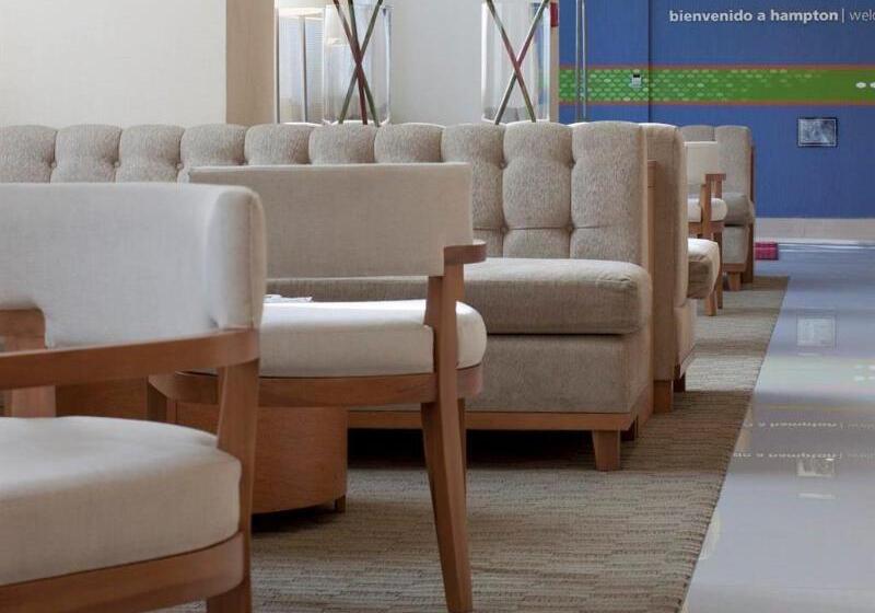 酒店 Hampton Inn By Hilton Guadalajara/expo