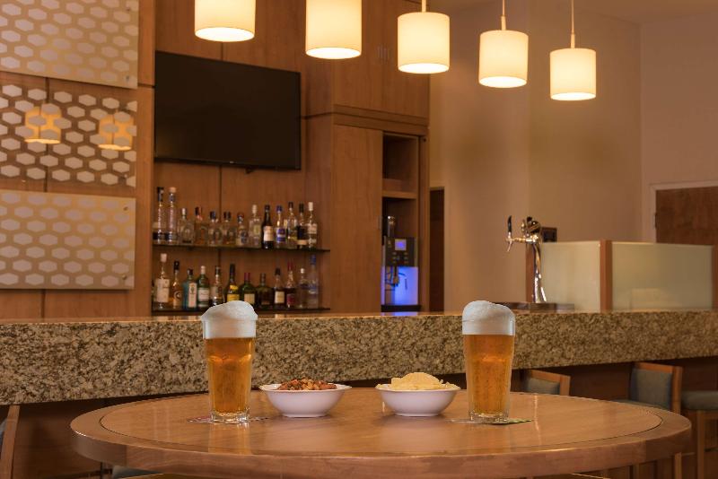 酒店 Hampton Inn By Hilton Guadalajara/expo
