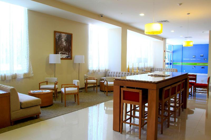 酒店 Hampton Inn By Hilton Guadalajara/expo