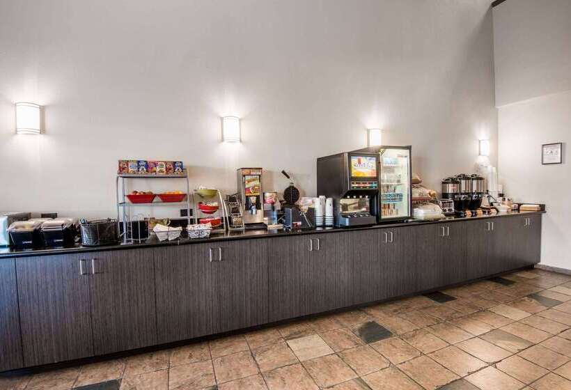 Отель Hawthorn Suites Las Vegas